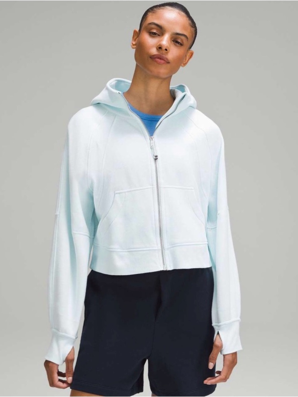 Lululemon Scuba Oversized Full-Zip Hoodie
Sheer Blue M/L